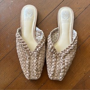 VINCE CAMUTO Loralee Mule in Taupe size 8.5
